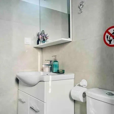 Goatandros Cozy Studio Apartment In Gavrio
